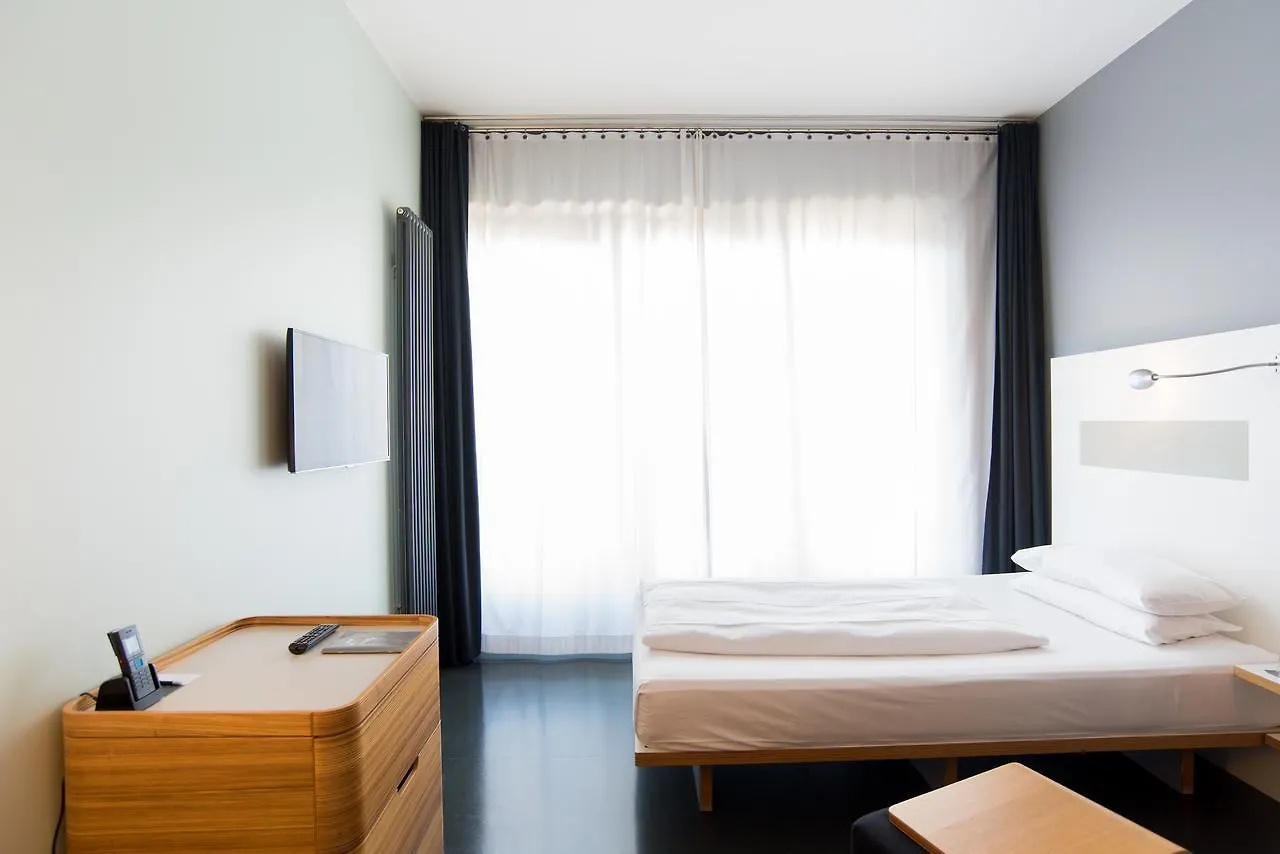 Ku'Damm 101 Hotel Berlin 4*,